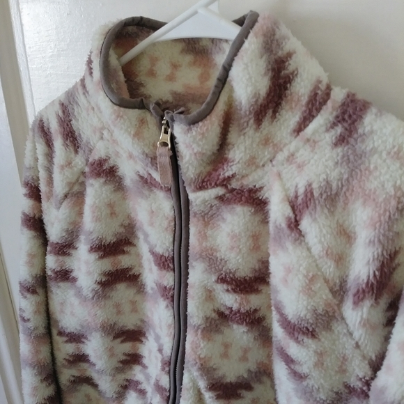 🎉HP🎉 Maurices Fleece Pullover - Picture 2 of 7